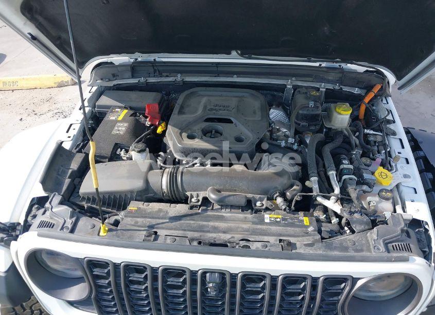 Photo 10 of 2024 Jeep Wrangler 4XE RUBICON X 4XE (VIN 1C4RJXR62RW211456)