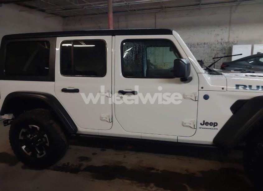 Photo 13 of 2024 Jeep Wrangler 4XE RUBICON 4XE (VIN 1C4RJXR69RW249069)