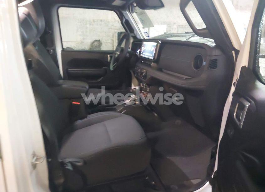 Photo 5 of 2024 Jeep Wrangler 4XE RUBICON 4XE (VIN 1C4RJXR69RW249069)