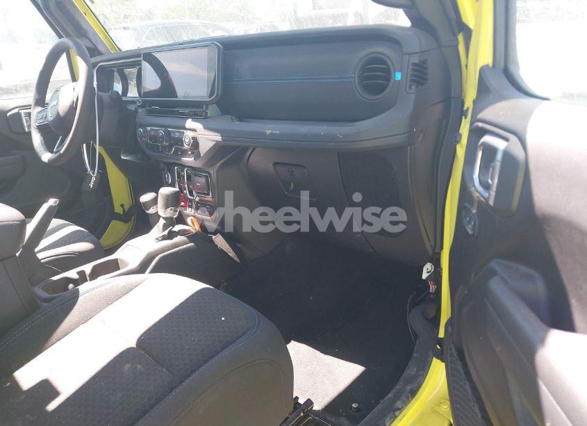 Photo 5 of 2024 Jeep Wrangler 4XE RUBICON 4XE (VIN 1C4RJXR69RW276739)