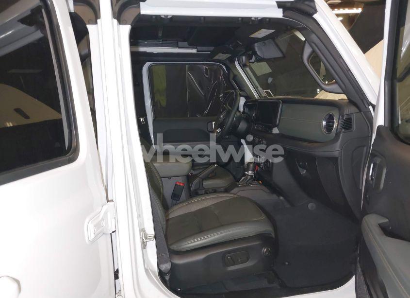 Photo 5 of 2024 Jeep Wrangler 4XE SUMMIT 4XE (VIN 1C4RJXU63RW147273)