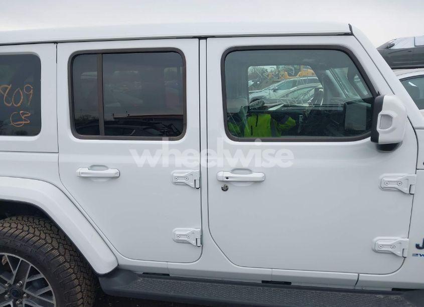 Photo 14 of 2024 Jeep Wrangler 4XE SUMMIT 4XE (VIN 1C4RJXU66RW198833)