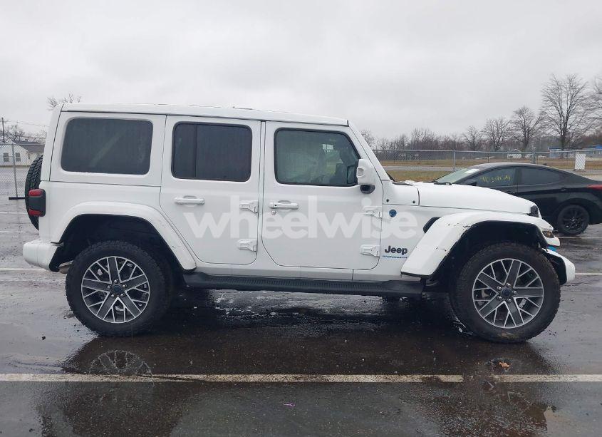 Photo 13 of 2024 Jeep Wrangler 4XE SUMMIT 4XE (VIN 1C4RJXU6XRW209302)
