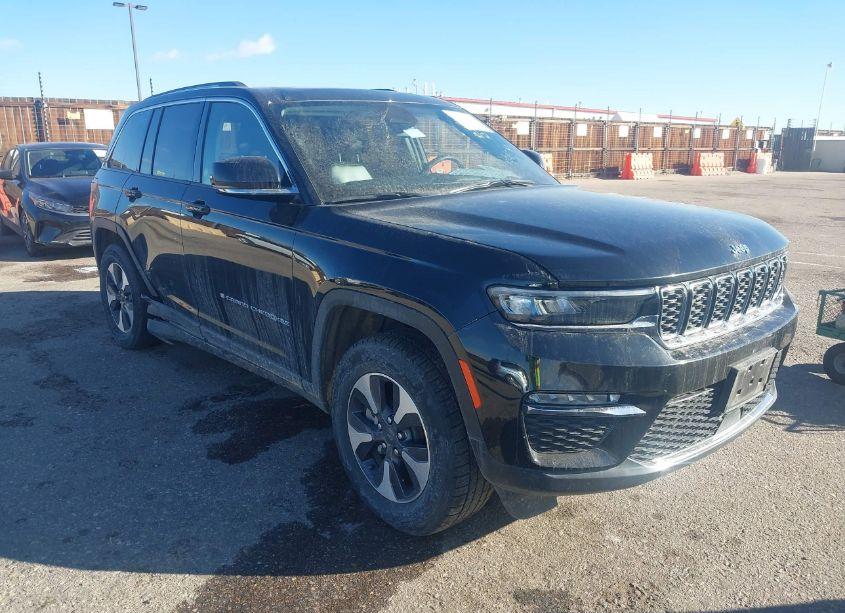 2023 Jeep Grand CHEROKEE 4XE (VIN 1C4RJYB60PC626158) main photo