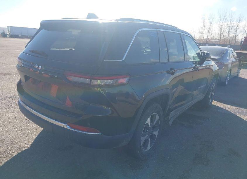 Photo 4 of 2023 Jeep Grand CHEROKEE 4XE (VIN 1C4RJYB60PC626158)