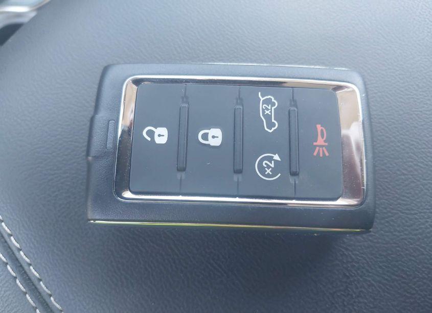 Photo 11 of 2023 Jeep Grand CHEROKEE 4XE (VIN 1C4RJYB60PC628637)