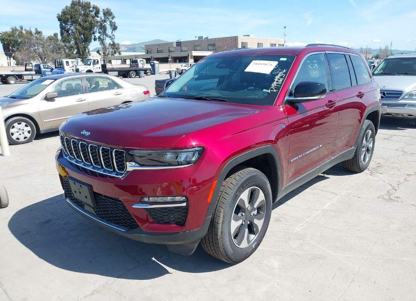 Photo 2 of 2023 Jeep Grand CHEROKEE 4XE (VIN 1C4RJYB60PC633711)