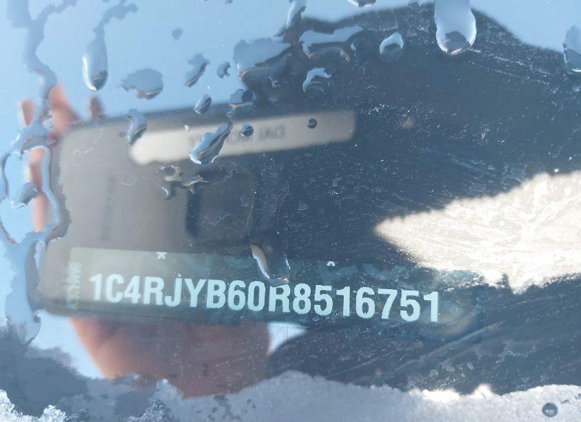 Photo 9 of 2024 Jeep Grand CHEROKEE 4XE (VIN 1C4RJYB60R8516751)