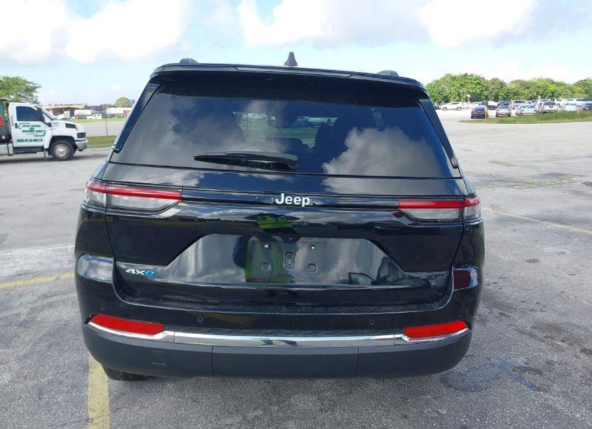 Photo 17 of 2024 Jeep Grand CHEROKEE 4XE (VIN 1C4RJYB60RC120865)