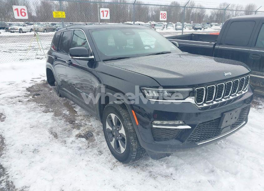 2024 Jeep Grand CHEROKEE 4XE (VIN 1C4RJYB60RC129579) main photo