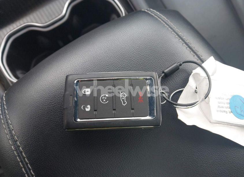 Photo 11 of 2024 Jeep Grand CHEROKEE 4XE (VIN 1C4RJYB60RC129579)