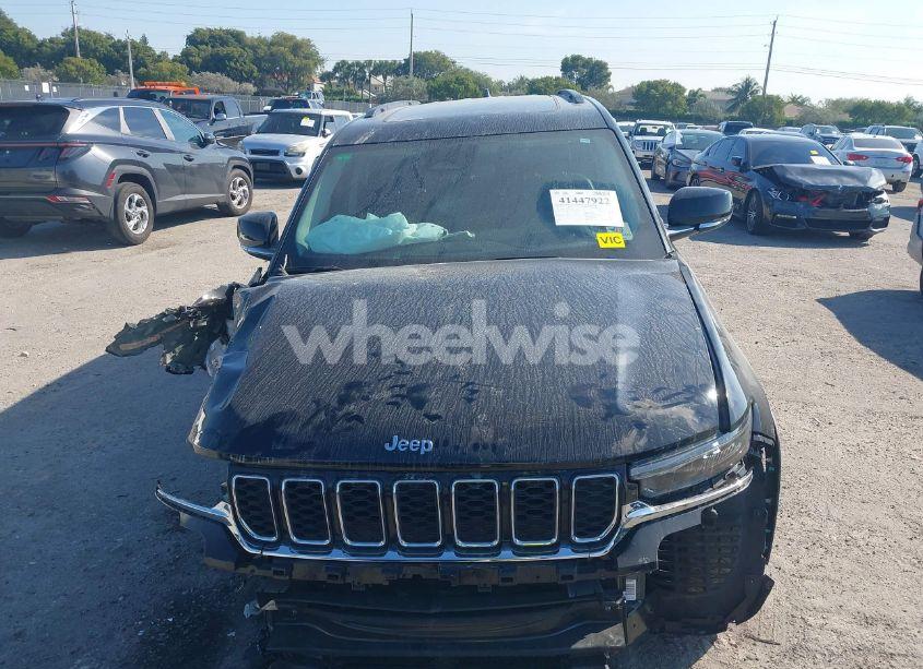Photo 13 of 2022 Jeep Grand CHEROKEE 4XE LIMITED 4X4 (VIN 1C4RJYB61N8749130)