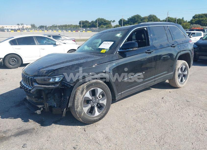 Photo 2 of 2022 Jeep Grand CHEROKEE 4XE LIMITED 4X4 (VIN 1C4RJYB61N8749130)