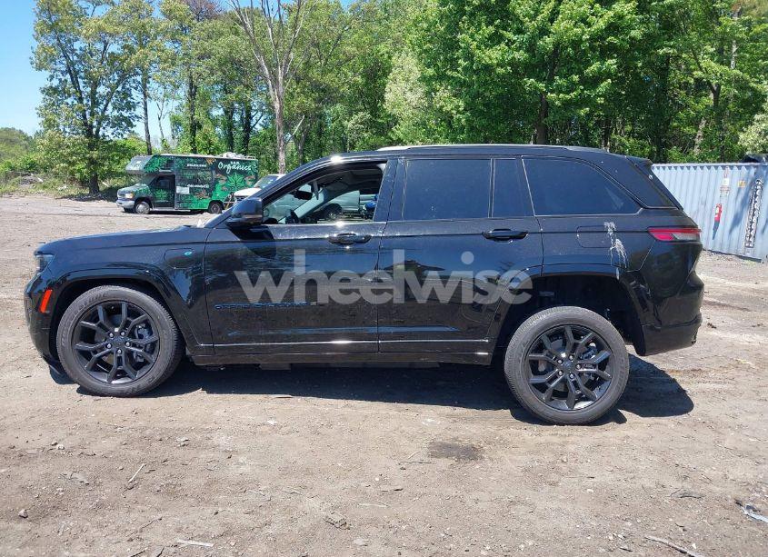 Photo 13 of 2023 Jeep Grand CHEROKEE 4XE 30TH ANNIVERSARY (VIN 1C4RJYB61P8904648)