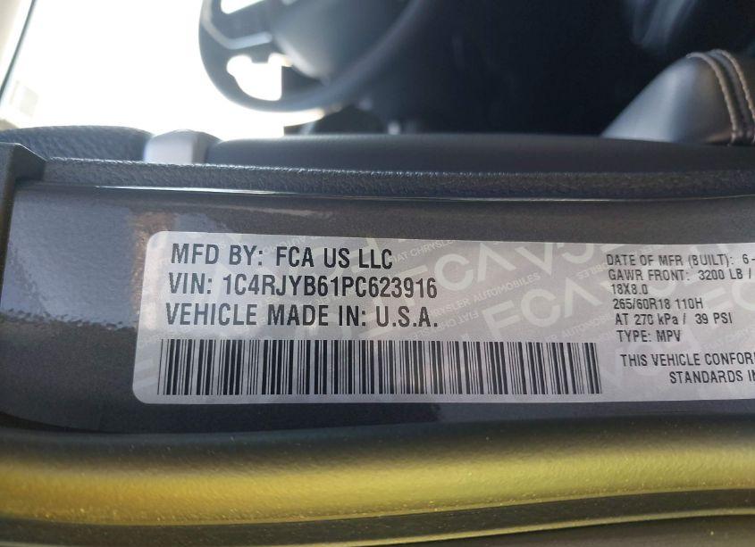 Photo 9 of 2023 Jeep Grand CHEROKEE 4XE (VIN 1C4RJYB61PC623916)