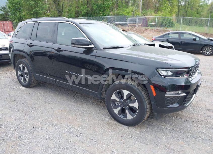 2024 Jeep Grand CHEROKEE 4XE (VIN 1C4RJYB61R8521215) main photo