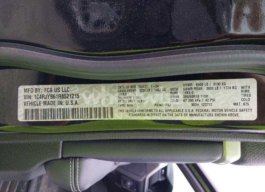 Photo 9 of 2024 Jeep Grand CHEROKEE 4XE (VIN 1C4RJYB61R8521215)