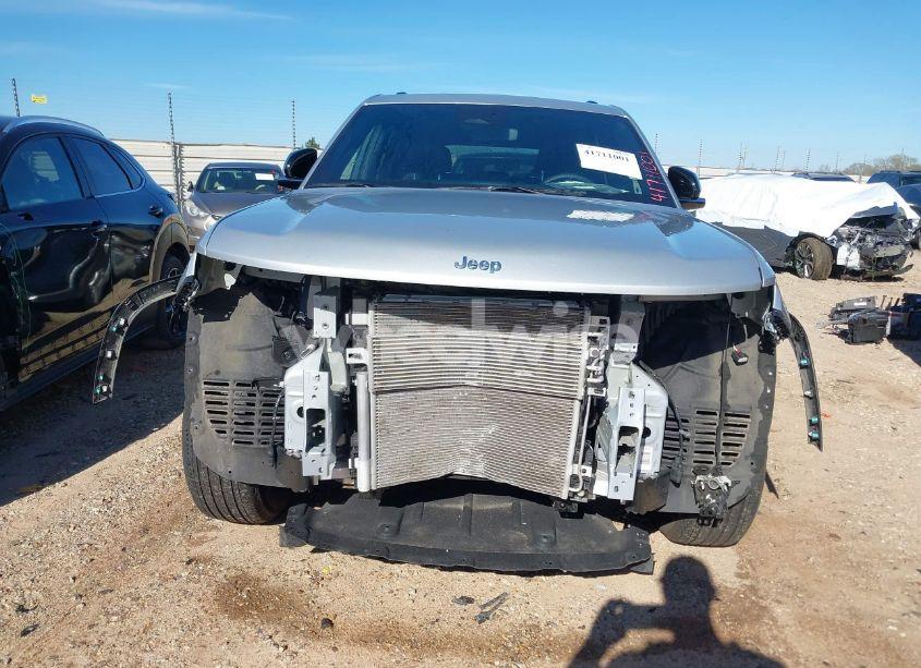 Photo 12 of 2024 Jeep Grand CHEROKEE 4XE (VIN 1C4RJYB61R8531906)