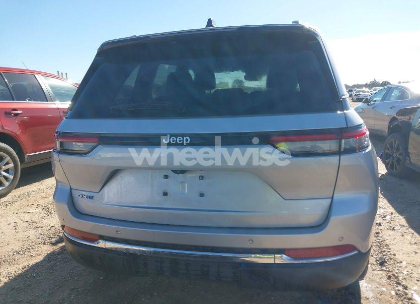 Photo 16 of 2024 Jeep Grand CHEROKEE 4XE (VIN 1C4RJYB61R8531906)