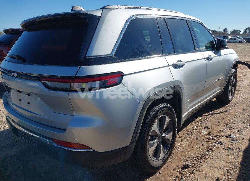 Photo 4 of 2024 Jeep Grand CHEROKEE 4XE (VIN 1C4RJYB61R8531906)