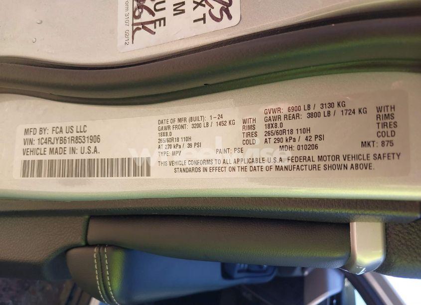 Photo 9 of 2024 Jeep Grand CHEROKEE 4XE (VIN 1C4RJYB61R8531906)