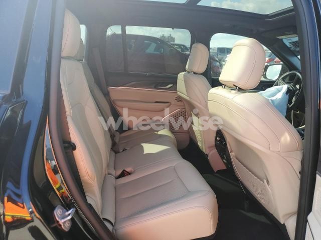 Photo 5 of 2022 JEEP GRAND CHEROKEE LIMITED 4XE (VIN 1C4RJYB62N8749265)