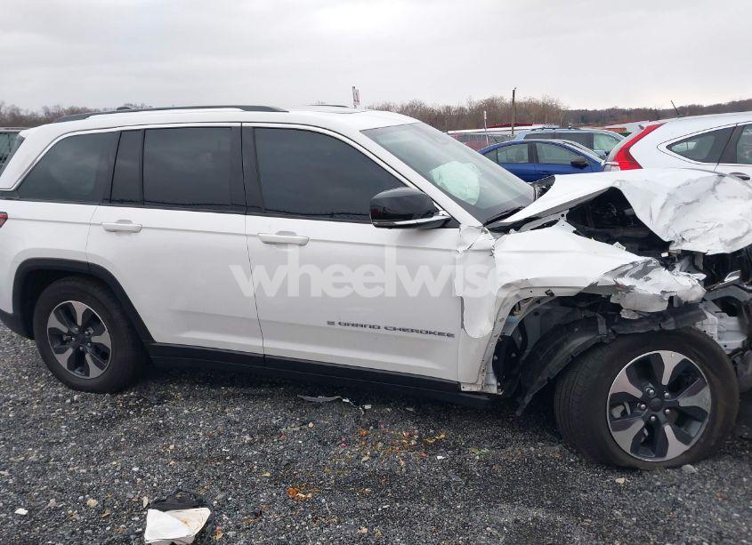 Photo 14 of 2022 Jeep Grand CHEROKEE 4XE LIMITED 4X4 (VIN 1C4RJYB62N8758970)