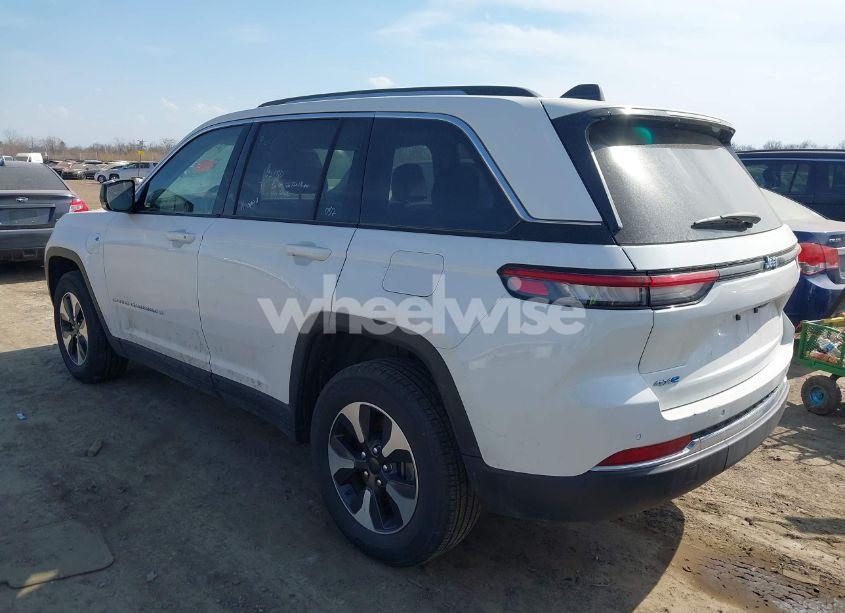 Photo 3 of 2023 Jeep Grand CHEROKEE 4XE (VIN 1C4RJYB62PC624363)