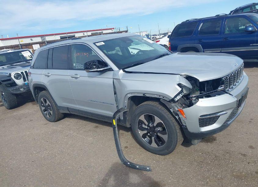 2023 Jeep Grand CHEROKEE 4XE (VIN 1C4RJYB62PC633483) main photo