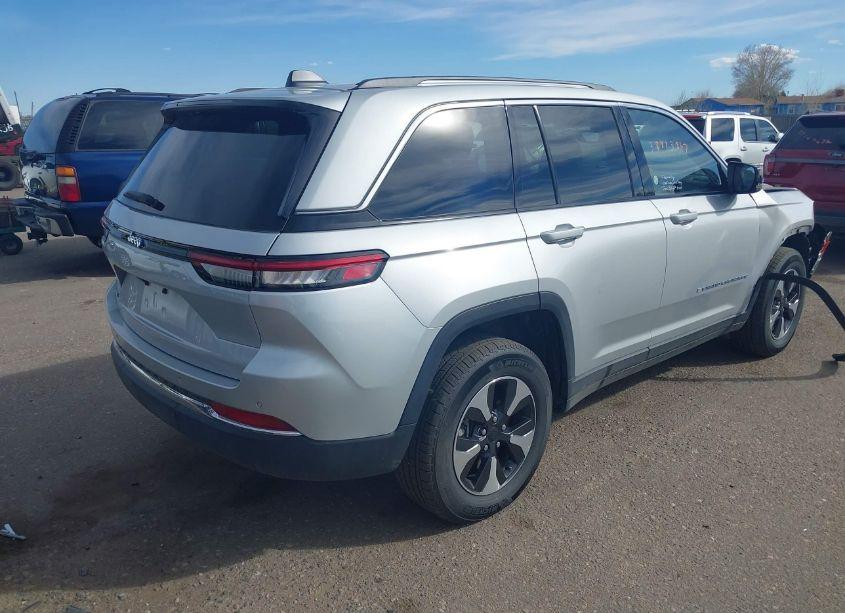 Photo 4 of 2023 Jeep Grand CHEROKEE 4XE (VIN 1C4RJYB62PC633483)