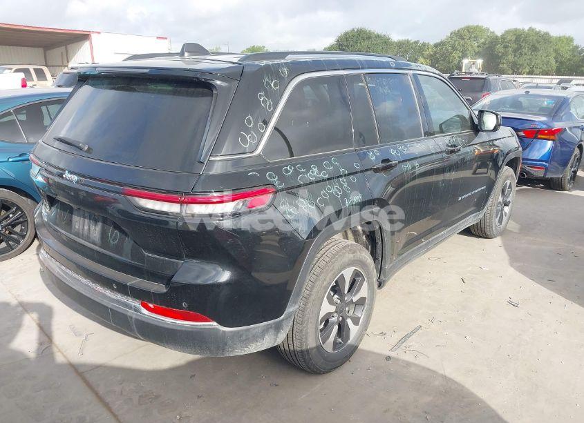 Photo 4 of 2024 Jeep Grand CHEROKEE 4XE (VIN 1C4RJYB62RC720626)