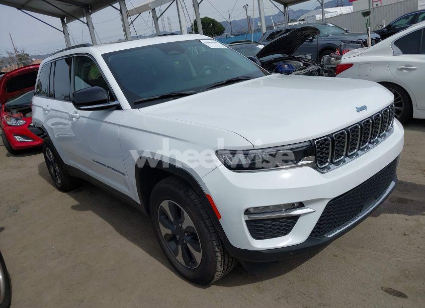 Photo 3 of 2023 Jeep Grand CHEROKEE 4XE (VIN 1C4RJYB63PC664077)