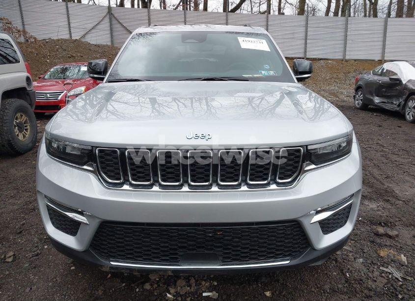 Photo 13 of 2024 Jeep Grand CHEROKEE 4XE (VIN 1C4RJYB63R8505162)