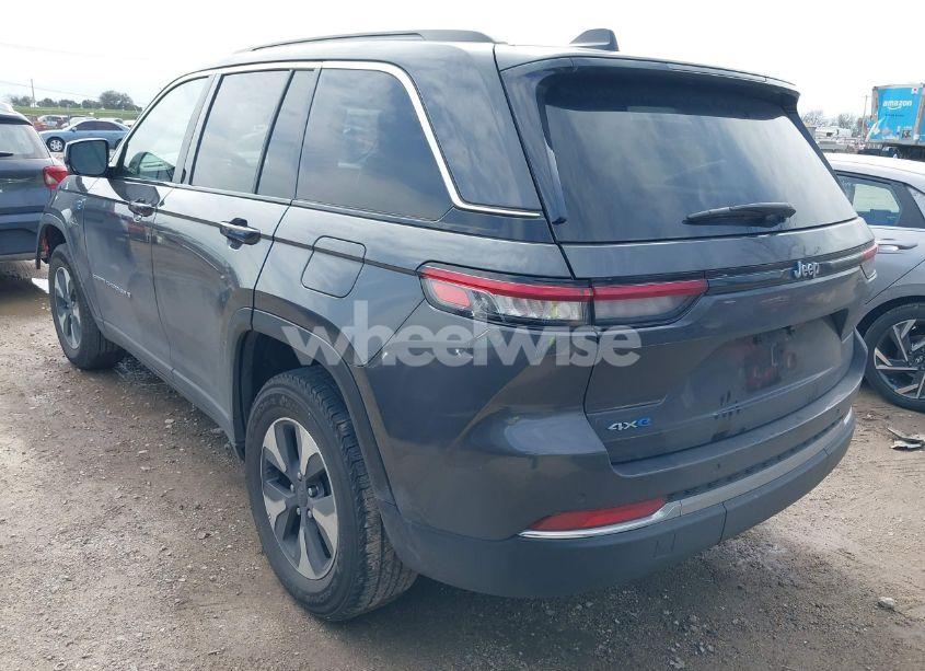 Photo 3 of 2024 Jeep Grand CHEROKEE 4XE (VIN 1C4RJYB63RC115580)