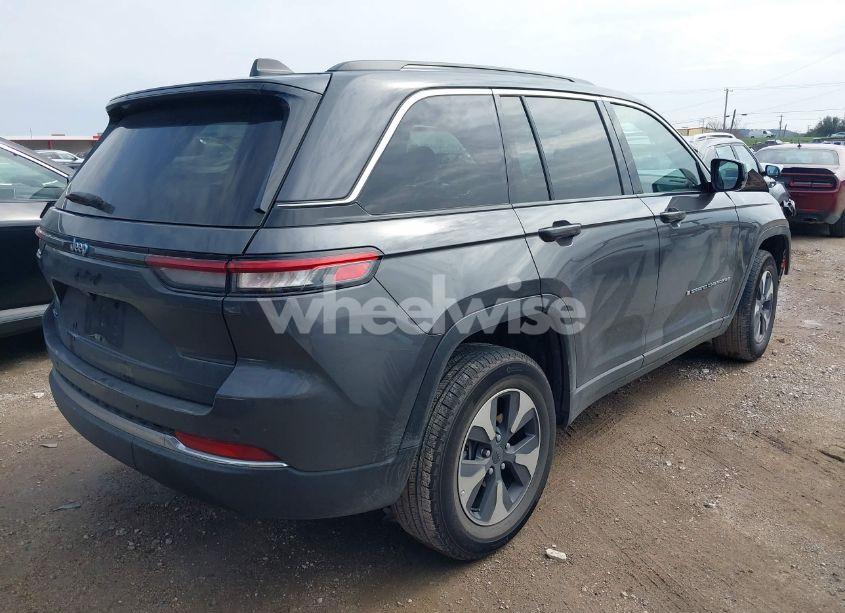 Photo 4 of 2024 Jeep Grand CHEROKEE 4XE (VIN 1C4RJYB63RC115580)