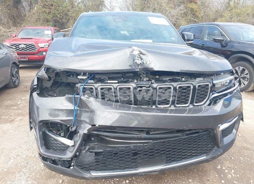 Photo 6 of 2024 Jeep Grand CHEROKEE 4XE (VIN 1C4RJYB63RC115580)