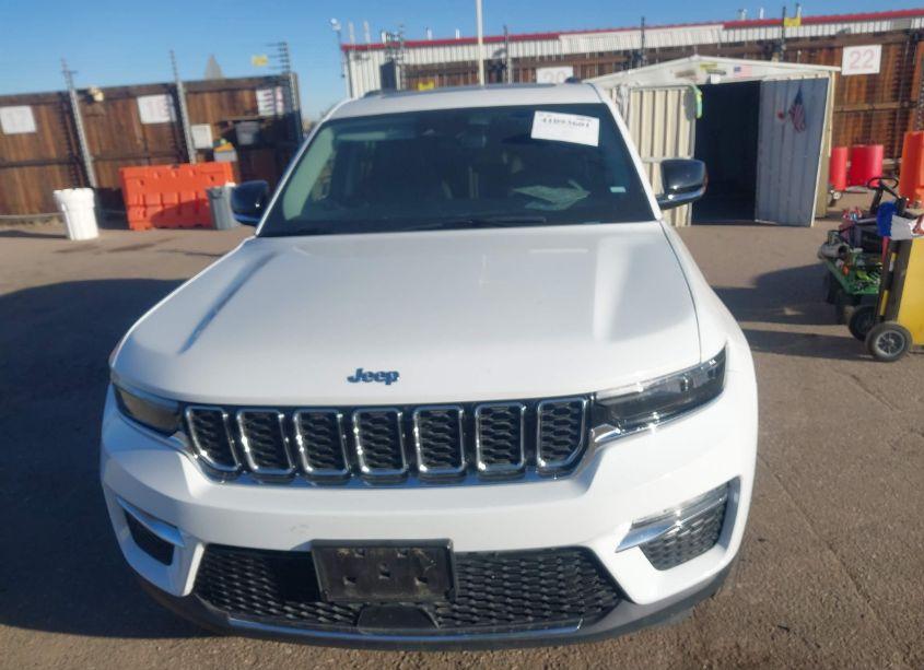 Photo 12 of 2024 Jeep Grand CHEROKEE 4XE (VIN 1C4RJYB63RC710610)