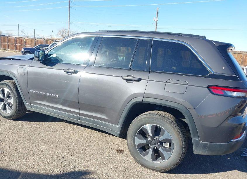 Photo 14 of 2024 Jeep Grand CHEROKEE 4XE (VIN 1C4RJYB64R8521287)