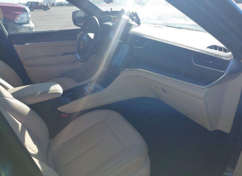 Photo 5 of 2024 Jeep Grand CHEROKEE 4XE (VIN 1C4RJYB64R8521287)