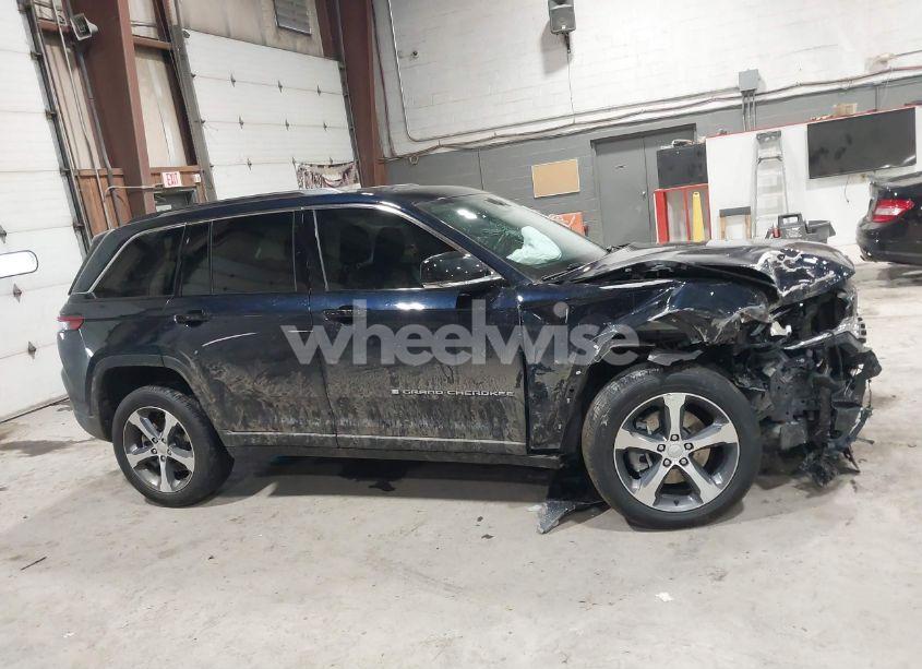 Photo 13 of 2022 Jeep Grand CHEROKEE 4XE LIMITED 4X4 (VIN 1C4RJYB65N8748191)