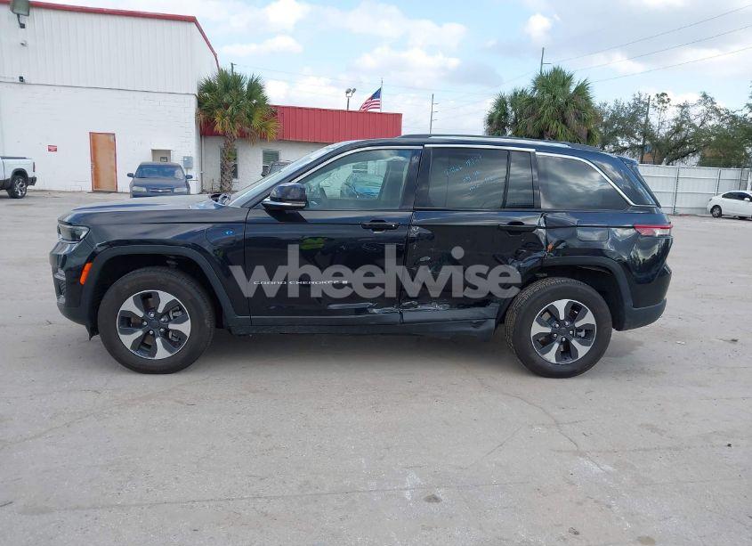 Photo 14 of 2023 Jeep Grand CHEROKEE 4XE (VIN 1C4RJYB65PC649788)