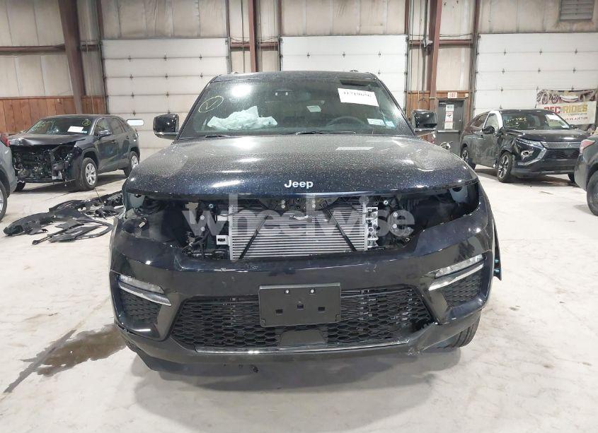 Photo 6 of 2024 Jeep Grand CHEROKEE 4XE (VIN 1C4RJYB65R8582910)