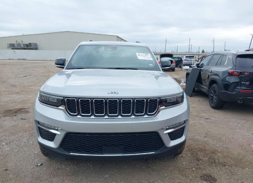 Photo 12 of 2024 Jeep Grand CHEROKEE 4XE (VIN 1C4RJYB65RC120649)