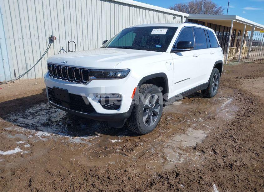 Photo 2 of 2022 Jeep Grand CHEROKEE 4XE LIMITED 4X4 (VIN 1C4RJYB66N8721372)