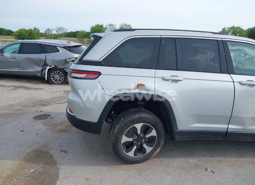 Photo 17 of 2023 Jeep Grand CHEROKEE 4XE (VIN 1C4RJYB66PC649556)