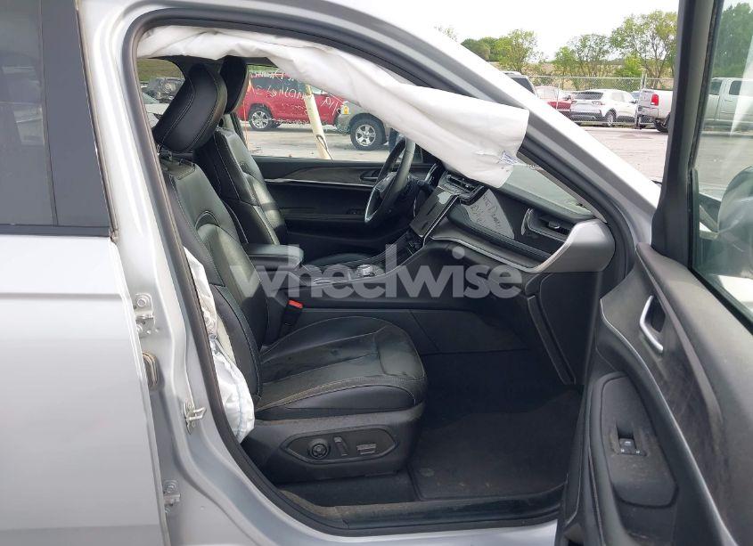 Photo 5 of 2023 Jeep Grand CHEROKEE 4XE (VIN 1C4RJYB66PC649556)