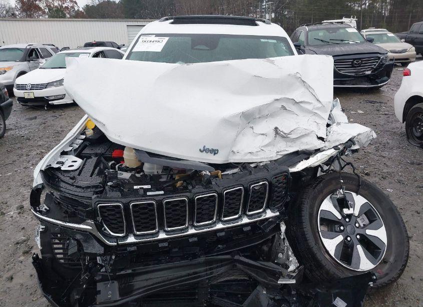 Photo 12 of 2023 Jeep Grand CHEROKEE 4XE (VIN 1C4RJYB66PC649587)