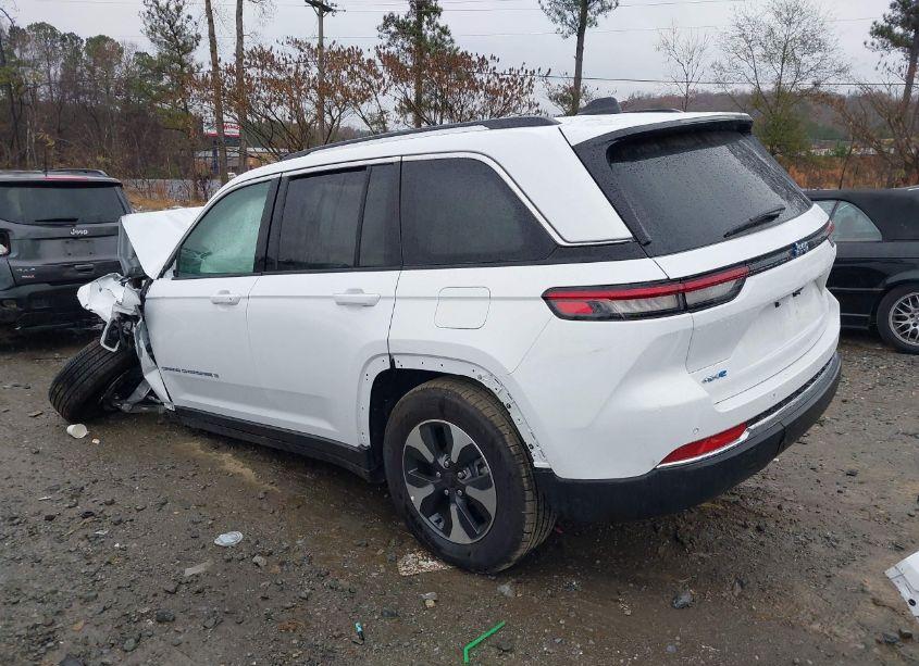 Photo 3 of 2023 Jeep Grand CHEROKEE 4XE (VIN 1C4RJYB66PC649587)