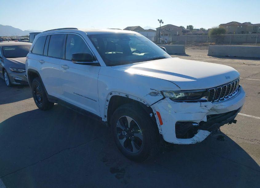 2024 Jeep Grand CHEROKEE 4XE (VIN 1C4RJYB66R8520822) main photo