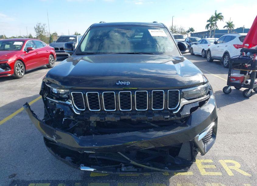 Photo 12 of 2024 Jeep Grand CHEROKEE 4XE (VIN 1C4RJYB66R8958000)